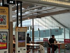 -麦当劳(深圳北站B2检票口楼上)