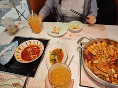 -黄记煌三汁焖锅(新佳丽江汉路店)