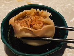 蟹粉汤包-松鹤面馆·古法焖肉面(观前店)