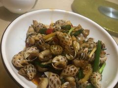 -琼大师东方烤乳猪(亚特兰蒂斯店)