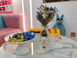 -BULB STUDIO 巴柏明星发型工作室