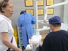-上海仁爱医院口腔科 · 种植