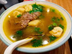 牛肉咖喱粉丝汤-小杨生煎(南京东路食品一店)