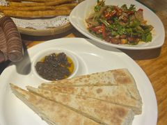 茴香小油条-小小河边鱼(天润城店)