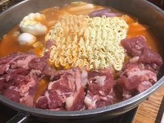 -辛明堂洞韩式芝士年糕火锅(万达店)