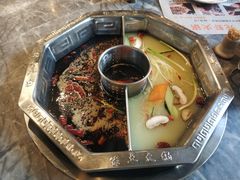 -佬土鹅肠火锅(解放路店)
