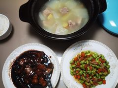 -爱的果实月嫂育婴师(世纪东方店)