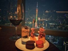 -广州柏悦酒店·悦吧·顶楼露天酒吧