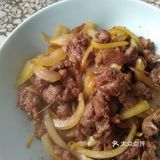 男朋友：你就唱：毛一根一根一根的掉，地一遍一遍一遍的扫