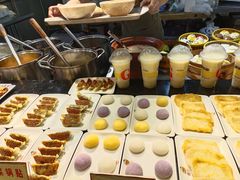 -八一路好吃街(雨田商务大厦店)