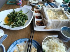 -95号酱骨·一块豆腐(展春园西路店)