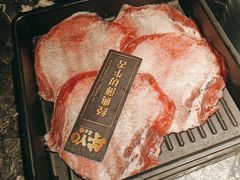 -牛YO寿喜烧·铁板烧和牛火锅自助(市府恒隆店)