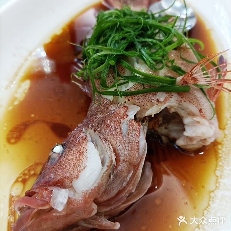 今天约了朋友们到中山坦洲的「海鮮佬餐厅」午餐