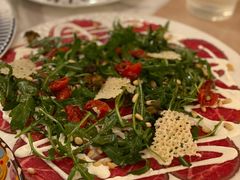 威尼斯风味生牛肉薄片配芝麻菜-IL TEATRO 精品意大利餐厅