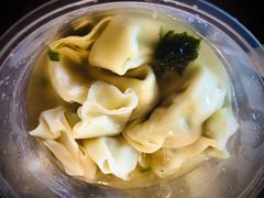 青菜肉馄饨（白汤）-大耳光馄饨(玫瑰天街店)