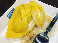 -Pier 21 (Terminal 21 Asok)