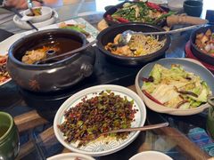 -云海肴·汽锅鸡·云南菜(天山百盛优客店)