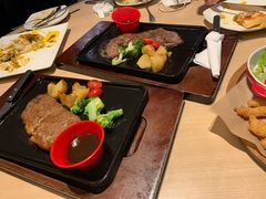 -必胜客(漕宝路店)