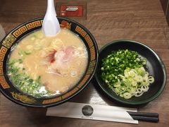 拉面+葱-一兰拉面(梅田阪急东通店)