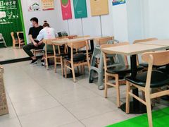 大堂-老乡鸡(上派青年南路店)