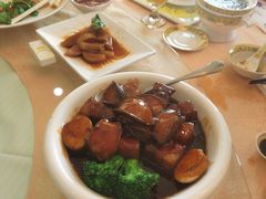 红烧肉焖鲍鱼-鹏城人家海鲜酒家·23年老字号(较场尾店)