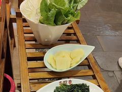 -亮欢寨酸汤鱼(沙冲路店)