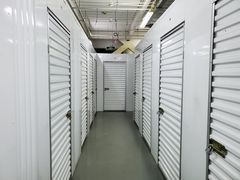 -好易仓迷你仓私人小仓库(大宁店)