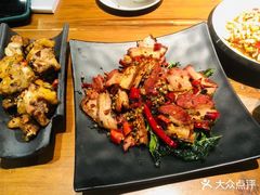 -隔壁老王·家常云南菜(花巷店)