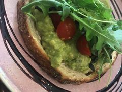 -FLOVIE FLORIST CAFE