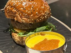 -Let'sBURGERplus·非常创意汉堡(三里屯店)