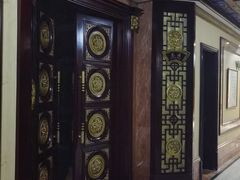 -皇宫大酒店