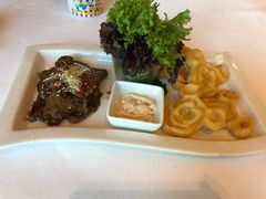 -晶荷轩(香港迪士尼乐园酒店)