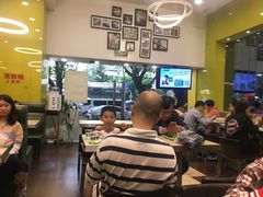 大堂-佰搭果·广式茶餐厅(西华路店)