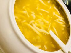 浓汤煨鱼唇-徐记私厨(半淞园路店)