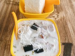 招牌椰奶清补凉-于春正宗椰奶清补凉炒冰