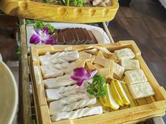 -滇釜火锅·能喝汤的火锅(车公庄店)