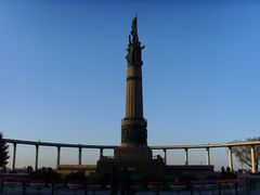 -人民防洪胜利纪念塔