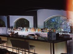 -穹六人间 people 6(岳阳路店)