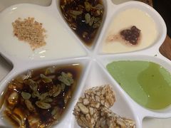 甜品大拼盘-绿茶餐厅(西单老佛爷店)