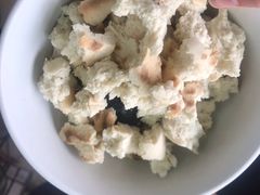 掰好的馍-清真·宏顺祥卤汁凉粉(大皮院店)