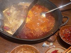 -萍姐火锅·公路夜市(武汉首店)