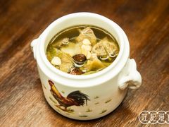 滋补养生靓汤-左记港食(融科天城店)