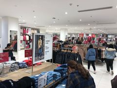 -优衣库(石家庄裕华万达广场店)