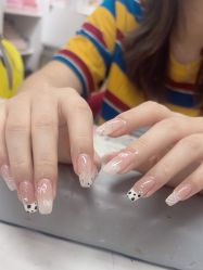 -尤米一站式美甲美睫