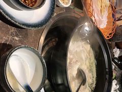 -同仁四季椰子鸡(海岸城天利店)