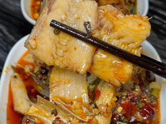 -老船舫·现做活鲜鱼馆(东郊记忆店)
