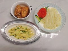 -乐禧母婴全自营月嫂(宝山店)