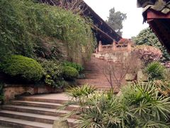 -峨眉山报国寺