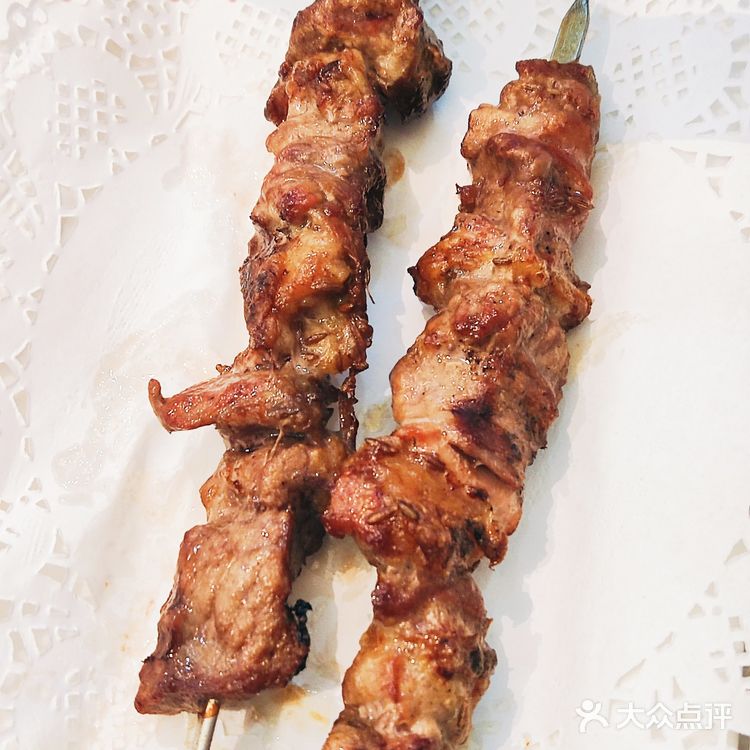 真正的铜炉火锅就在东来顺