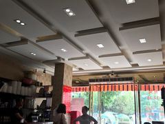 大堂-邱芳粉店(迎宾大道旗舰店)